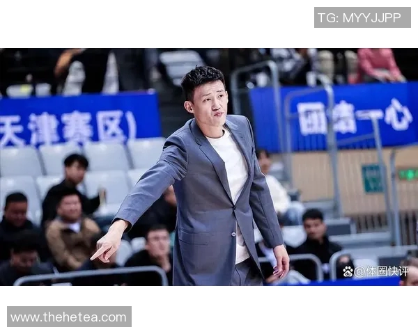 周鹏：从篮球场上的奋斗者到人生舞台的领航者之路